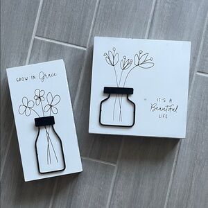 Black and White Floral Wall Decor Set